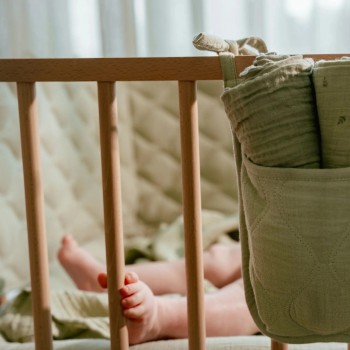 Zaštitna ogradica za krevetac, zelena - Essentials