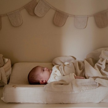 Navlaka za podlogu za presvlačenje - 50 x 70 cm, bež, Essentials