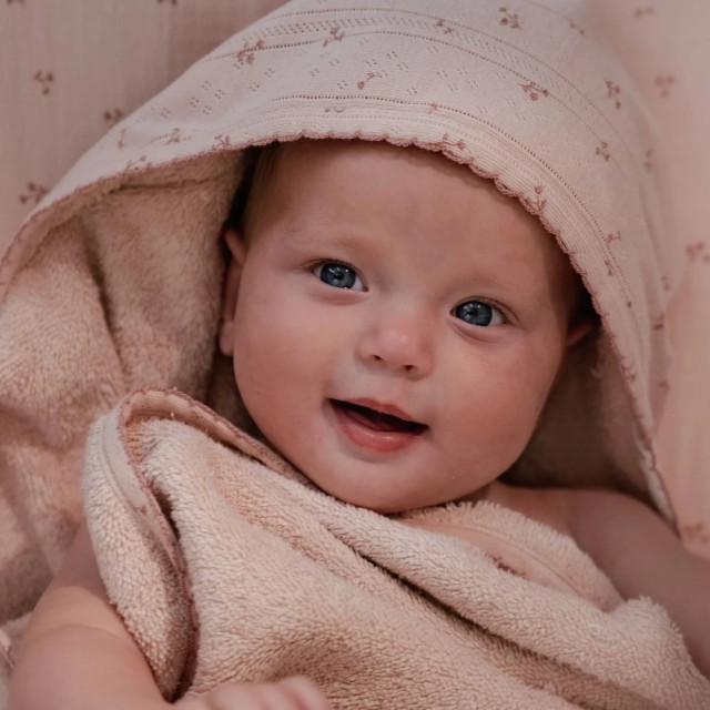 Peškir Sa Kapuljačom - Essentials, Roze, 100X100