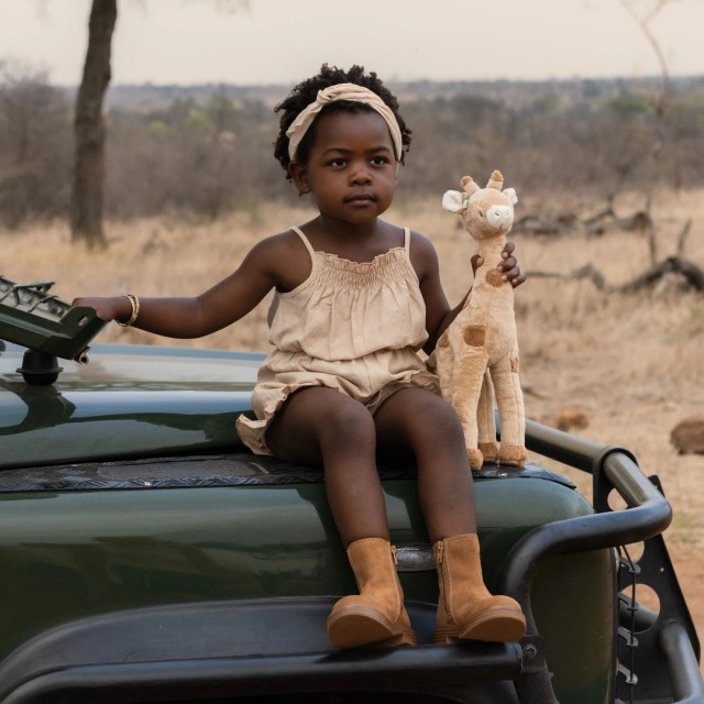 Plišana Igračka Žirafa – Safari Friends Plišana Igračka Žirafa – Safari Friends