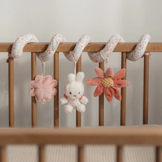 Spirala Sa Aktivnostima - Miffy, Lucky Blossom Spirala Sa Aktivnostima - Miffy, Lucky Blossom