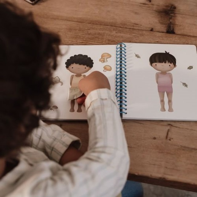 Knjiga Obuci Me - Forest Friends