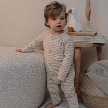 Jednodelna pidžama na preklop - Natural Stripes Jednodelna pidžama na preklop - Natural Stripes