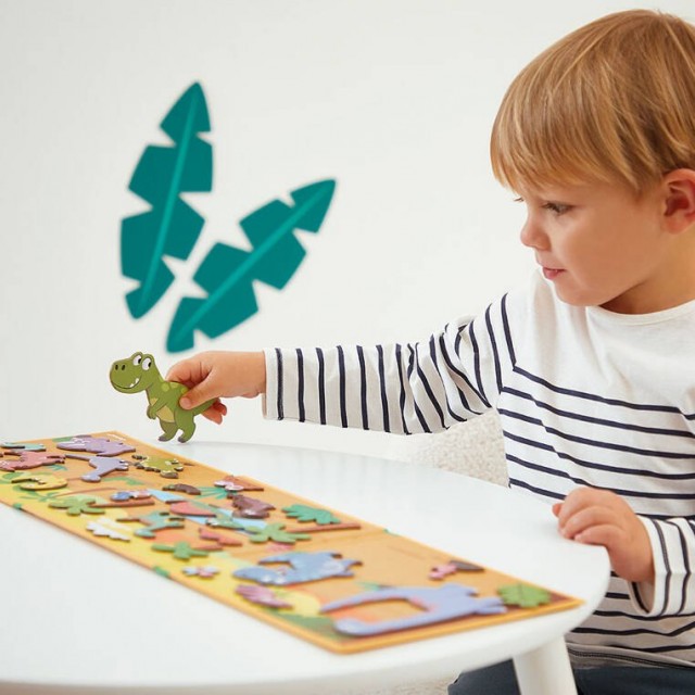 Knjiga Sa Magnetnim Pričama, Magneti Stories - Dinosaurusi Knjiga Sa Magnetnim Pričama, Magneti Stories - Dinosaurusi