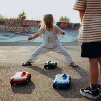 KidyWolf Automobil na daljinski, crveni