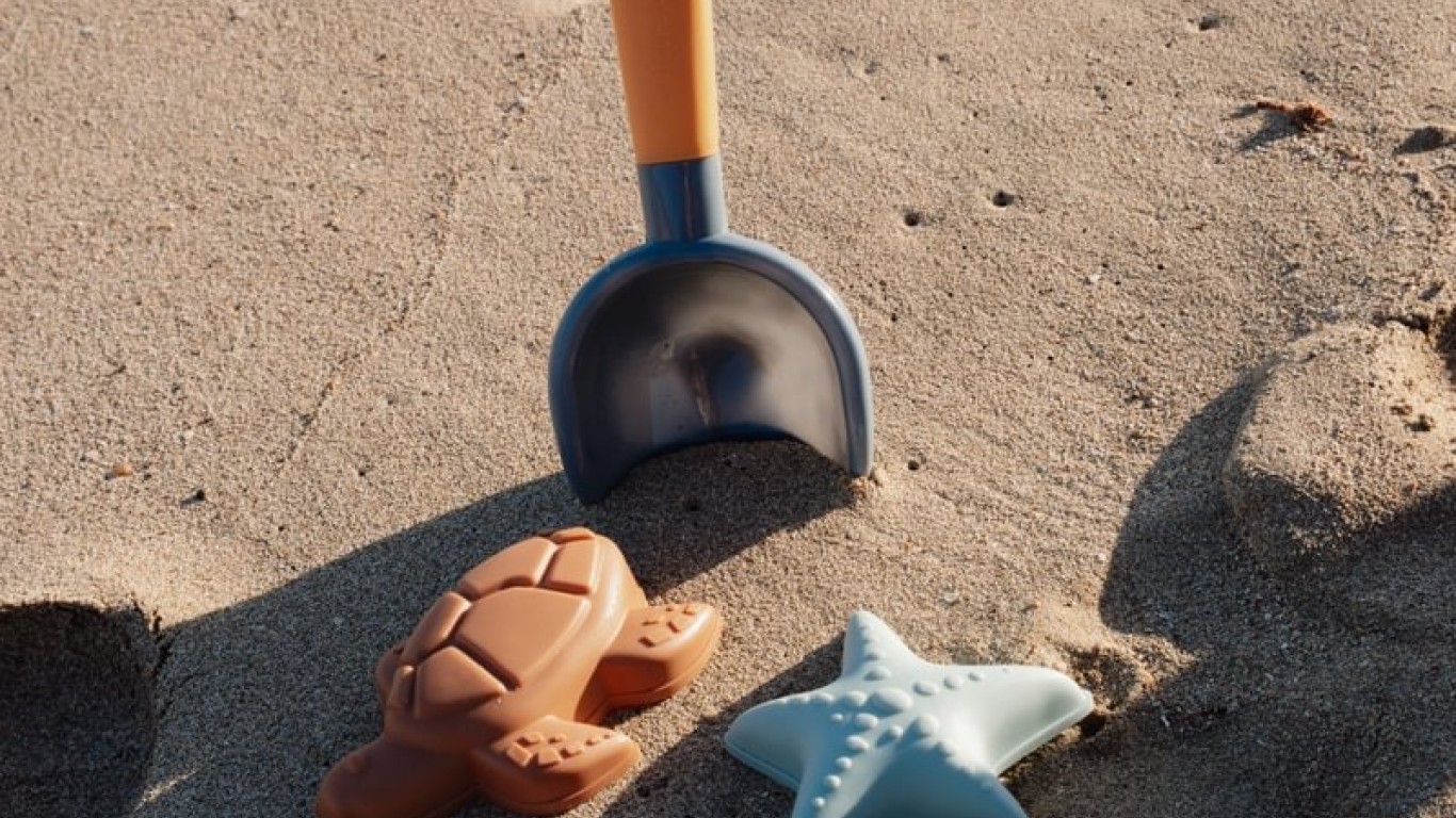 Igračke za plažu koje ćete zaista koristiti Igračke za plažu koje ćete zaista koristiti